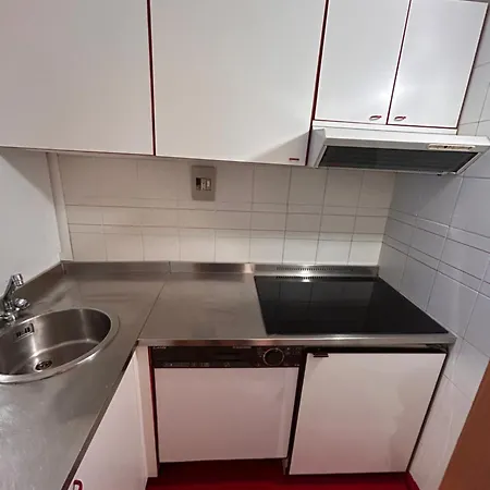 La Grand Ourse 아파트 브루일서비니아